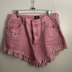 pink jean shorts size 31